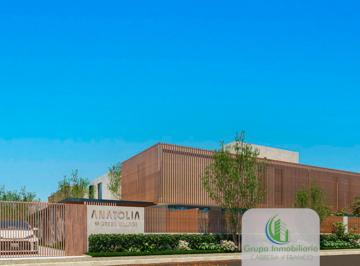 Casa · 168m² · 4 Ambientes · 2 Cocheras · Anatolia - Green Village Ofrece Casas Premium de 3 Dorm, Pileta.
