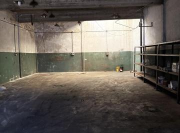 Local comercial · 201m² · 1 Ambiente · Local con Galpón