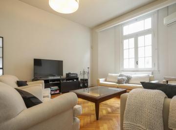 Departamento · 240m² · 5 Ambientes · Increible Piso Frances en Recoleta Totalmente Reciclado