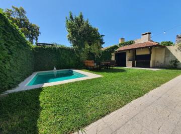 Casa · 230m² · 6 Ambientes · 4 Cocheras · Casa - Temperley Oeste