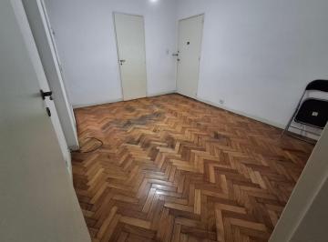 Departamento de 2 ambientes, Centro / Microcentro · Esmeralda y Paraguay - Dos Ambientes con Cocina y Baño Completo