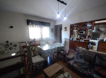 Departamento de 3 ambientes, Almirante Brown · Hermoso Departamento en Venta en Excelente Ubicacion Calle Guatambu.