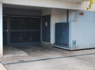 Departamento de 4 ambientes, Dorrego · Aramburu Nº2520