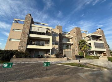 Departamento · 75m² · 3 Ambientes · 2 Cocheras · Departamento Condominio Tres Ambientes a La Venta en Haras del Sur II
