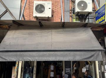 Frente · Local Comercial en Venta en Moron Centro