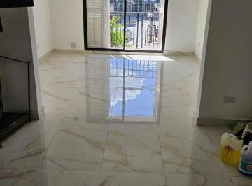 Casa · 200m² · 3 Ambientes · Venta de Casa 3 Amb. Glew