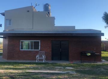 Casa · 130m² · 3 Ambientes · Venta Casa 3 Ambientes en Barrio Cerrado