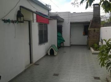 PH · 80m² · 3 Ambientes · PH Venta 2 Dorm. - Terreno 123 m 2 y 80 m 2 Cubiertos - Los Hornos