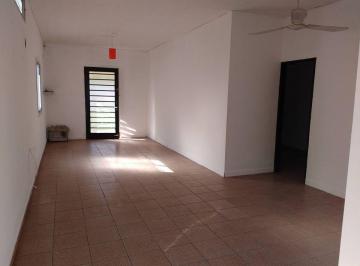 Casa · 60m² · 3 Ambientes · 2 Cocheras · Casa en Venta - 2 Dorm. 1 Baño - Cochera - 270 m² - Los Hornos, La Plata