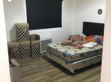 Casa · 72m² · 3 Ambientes · 1 Cochera · Casa en Venta - 2 Dorm. 2 Baños - Cochera - 120 m² - Los Hornos, La Plata