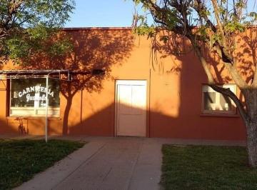 Casa · 95m² · 3 Ambientes · Casa Local Venta 1 Dormitorio 1 Baño 95 m² - Necochea
