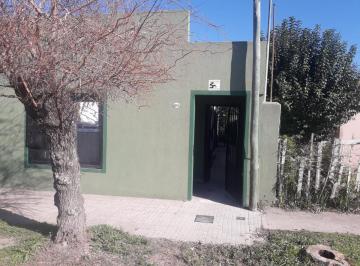 Casa · 110m² · 6 Ambientes · 2 Cocheras · Casa en Venta - 4 Dorm. 1 Baño - 110 m² - Berisso