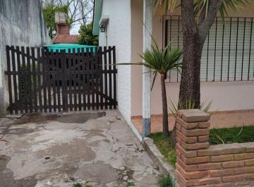 Casa · 130m² · 4 Ambientes · 2 Cocheras · Casa Venta 3 Dorm. y Cochera - Mar del Plata
