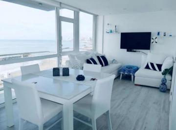Departamento · 72m² · 3 Ambientes · 1 Cochera · Departamento en Venta - 2 Dorm. 1 Baños - 72 m² Totales - La Perla