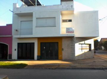 Departamento · 90m² · 3 Ambientes · 1 Cochera · Departamento en Venta - 2 Dorm. 1 Baño - 90 m² - Chascomus