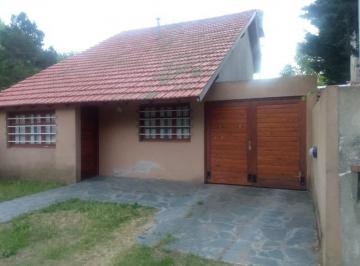 Casa · 120m² · 6 Ambientes · 1 Cochera · Casa en Venta - 4 Dorm. 2 Baños - Patio y Quincho - 315 m² - Santa Teresita