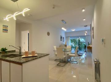 Departamento · 70m² · 3 Ambientes · Departamento en Venta Centro Reciclado