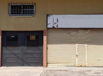 Local comercial · 116m² · 2 Ambientes · Casa y Local en Venta - 1 Dormitorio 2 Baños - 330 m² - Quilmes Oeste