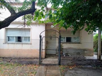 Casa · 63m² · 3 Ambientes · Casa en Venta - 2 Dorm. 1 Baño - 357 m² - Lezama