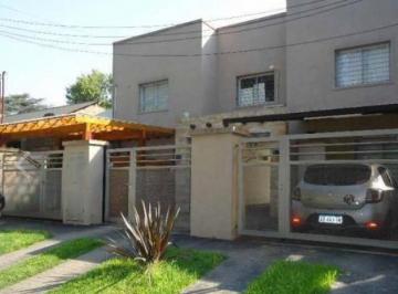 Casa · 110m² · 4 Ambientes · 1 Cochera · Dúplex en Venta - 3 Dorm. 2 Baños 1 Cochera - 120 m² - Ituzaingo Norte