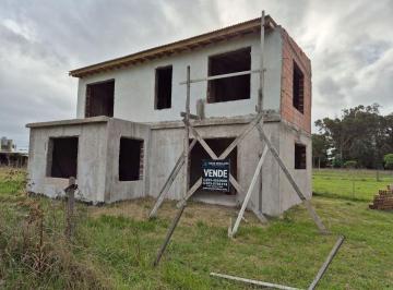 Casa · 100m² · 3 Dormitorios · Venta Casa de 100 m a Terminar Sobre Lote de 300 m en Chapadmalal