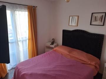 Casa · 250m² · 6 Ambientes · Casa en Venta - 3 Dorm. 3 Baños - 330 m² - Sarandí, Avellaneda