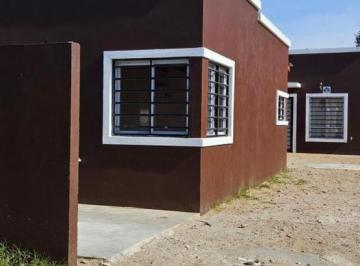 Casa · 55m² · 2 Ambientes · 1 Cochera · Casa en Venta - 2 Dorm. 1 Baño - Cochera - 60 m² - Mar del Tuyú