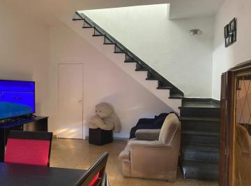 Casa · 230m² · 7 Ambientes · Venta, Casa, 7 Ambientes, Patio, Terraza, Parque Chacabuco