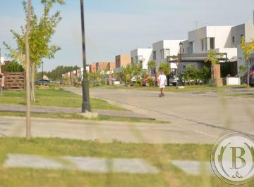 Casa de 4 ambientes, Tigre · Bustamante Prop Casas de Sta Maria 12230 Alquiler Anual Villanueva Tigre