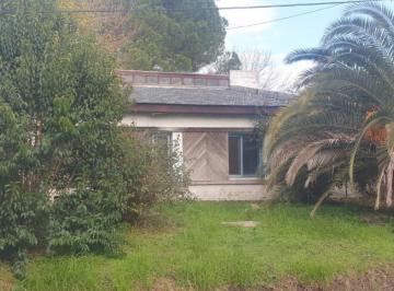 Casa · 150m² · 4 Ambientes · 2 Cocheras · Casa en Venta - 3 Dorm. 3 Baños - 420 m² - Cochera - Pilar