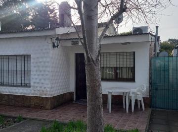 Casa · 85m² · 3 Ambientes · 1 Cochera · Casa en Venta - 2 Dorm. 2 Baños - Cochera - 120 m² - La Lucila del Mar