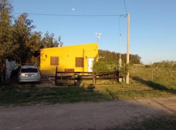 Casa · 60m² · 2 Ambientes · 1 Cochera · Casa en Venta - 1 Dormitorio 1 Baño - Cochera - 500 m² - Balcarce