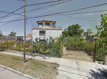 Terreno · 1100m² · 3 Ambientes · Casa en Venta - 2 Dorm. 1 Baño - 1.100 m² - Temperley, Lomas de Zamora
