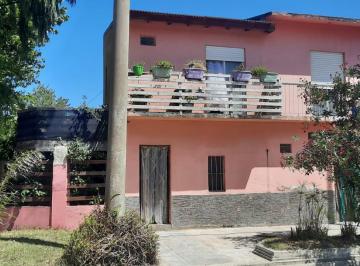 Casa · 125m² · 8 Ambientes · Casa en Venta - 5 Dorm. 3 Baños - 139 m² - San Clemente del Tuyú
