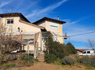 Casa · 170m² · 5 Ambientes · 2 Cocheras · Casas en Venta - 3 Dorm. 2 Baños - 1.200 m² - Sierra de La Ventana, Tornquist