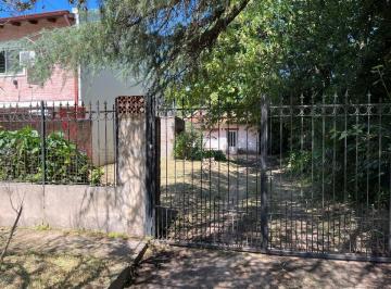 Casa · 47m² · 2 Ambientes · 1 Cochera · Casa en Venta - 1 Dormitorio 1 Baño - Cochera - 252 m² - Granadero Baigorria, Santa Fe