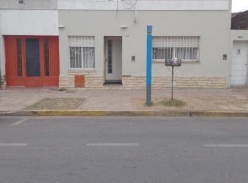 Casa · 110m² · 3 Ambientes · 1 Cochera · Casa en Venta - 2 Dorm. 1 Baño - Cochera - 260 m² - Junín