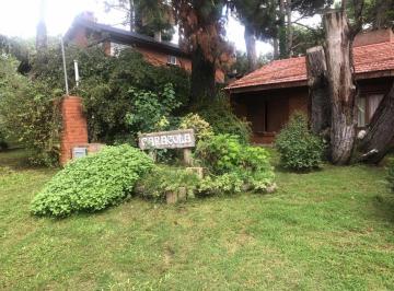 Casa · 300m² · 7 Ambientes · Casa en Venta - 5 Dorm. 3 Baños - Costa del Este