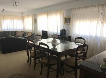 Departamento · 160m² · 4 Ambientes · 1 Cochera · Departamento en Venta - 3 Dorm. 4 Baños - 170 m² - Lomas de Zamora