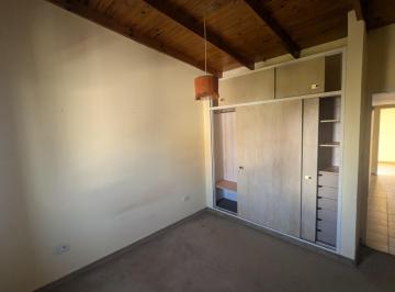 Departamento · 44m² · 3 Ambientes · Departamento a Refaccionar en Venta - 2 Dorm. 1 Baño - 52,54 m² - La Plata