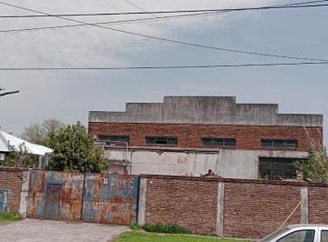 Depósito · 800m² · 3 Ambientes · Depósito en Venta - Oficinas - Baños - 1.200 m² - Esteban Echeverría