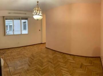 Departamento · 67m² · 3 Ambientes · Departamento en Venta - 2 Dorm. 1 Baño - 67 m² Caballito