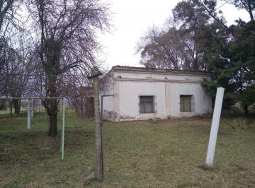 Campo · 33611m² · Campo en Venta - 3 Dorm. 1 Baño - Cochera - 33.611 m² - Tandil