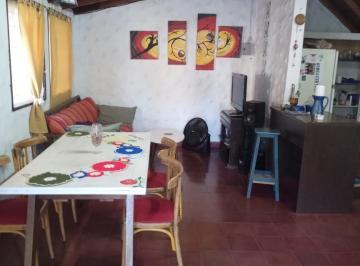 Casa · 225m² · 6 Ambientes · 3 Cocheras · Quinta en Venta - 5 Dorm. 4 Baños - Cocheras - 1.200 m² - General Rodríguez