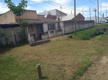 Casa · 65m² · 3 Ambientes · 1 Cochera · Casa en Venta - 2 Dorm. 1 Baño - Cochera - 209 m² - Chascomús