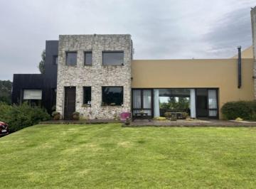 Casa · 776m² · 8 Ambientes · Casa en Venta - 6 Dorm. 6 Baños - 23.900 m² - Mar del Plata
