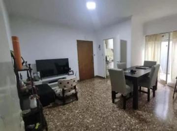 Departamento · 45m² · 2 Ambientes · Departamento en Venta - 1 Dormitorio 1 Baño - 50 m² - Flores