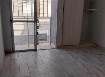 Departamento · 72m² · 3 Ambientes · Dúplex en Venta - 2 Dorm. 1 Baño - 72 m² - Parque Chacabuco