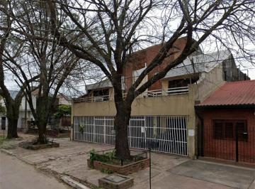 Casa · 120m² · 4 Ambientes · 1 Cochera · Casas - Duplex - Centro, Resistencia