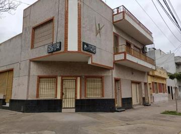 Casa · 260m² · 6 Ambientes · Casa Multifamiliar en Venta - 272 m² - Nueva Pompeya